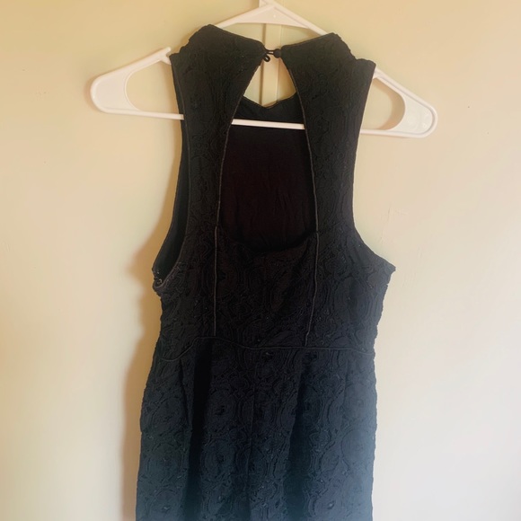 Black cocktail dress - Picture 5 of 8